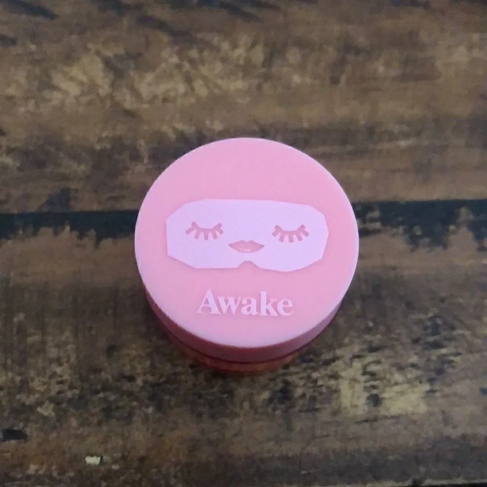 NWT bundle , Fenty mascara , highlighter duo and lip therapy. Over $60 value